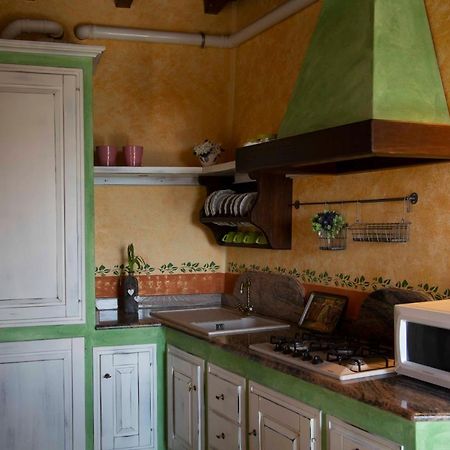 Casa Vacanze Le Tre Casette Ameglia Buitenkant foto