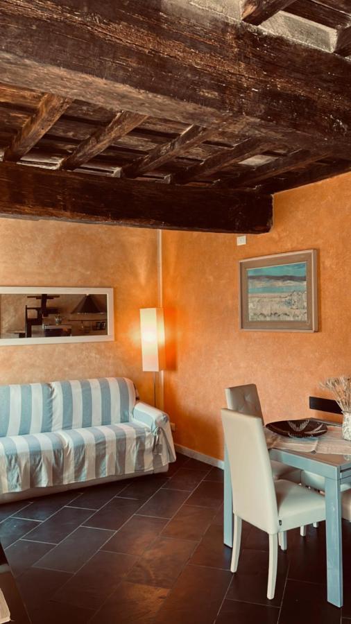 Casa Vacanze Le Tre Casette Ameglia Buitenkant foto